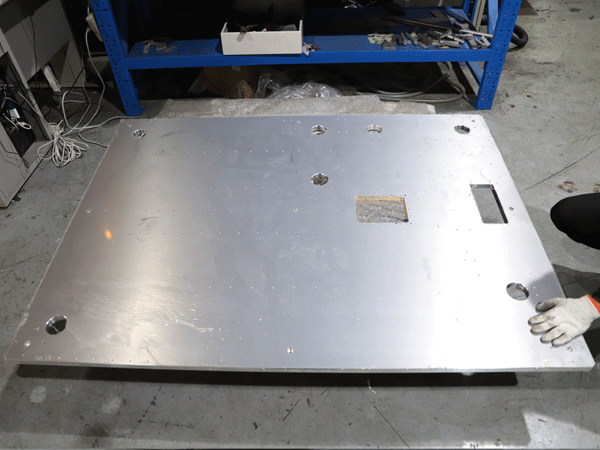 龍(long)門銑床加工(gōng)